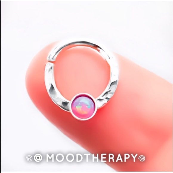 🌻NIB Handmade Pink Fire Open Gemstone Septum/Daith Ring🌻 - Picture 2 of 5